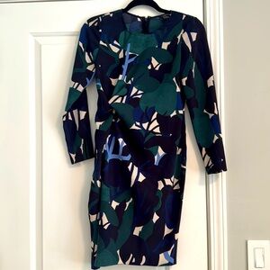 Ann Taylor 00P long sleeve patterned mini dress